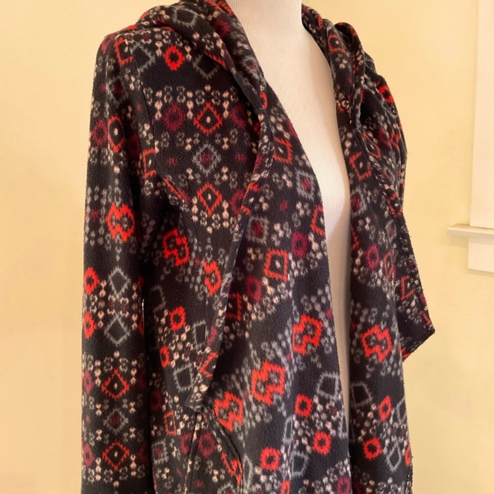 Cuddle Duds Size Small Printed Fleece Jacket Like NEW with Hood